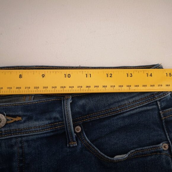 Levi's Ladies 512 Perfectly Slimming Bootcut Medium Wash Blue Jeans - Picture 9 of 11